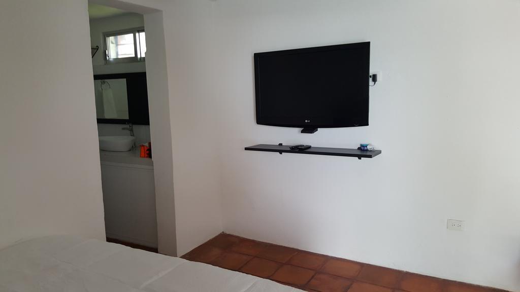 Suites Rosas Cancun Exterior photo