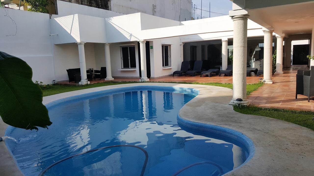 Suites Rosas Cancun Exterior photo